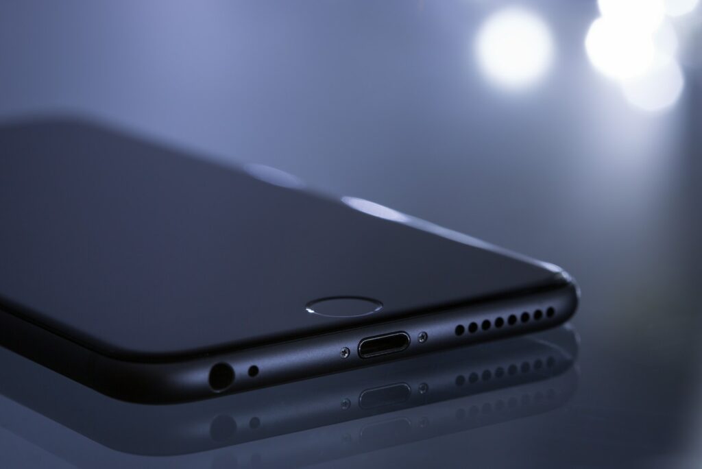 Космический серый Iphone 6